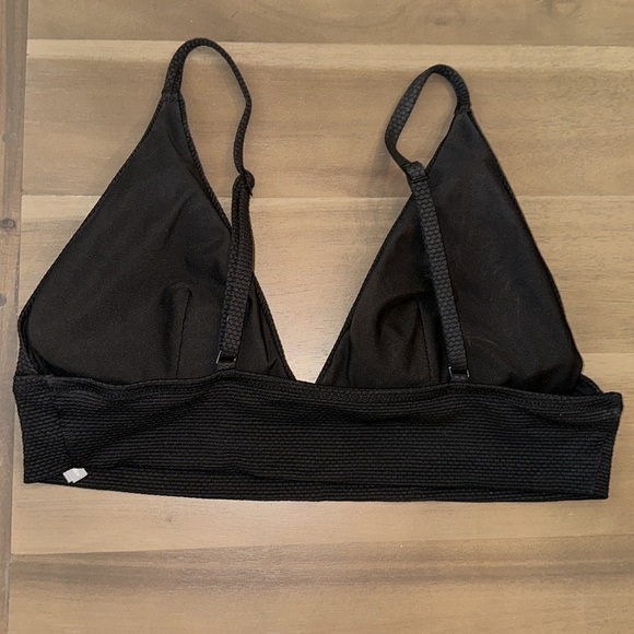 Aerie Black Textured Swim Top Black Adjustable Straps Size Medium - Picture 3 of 5